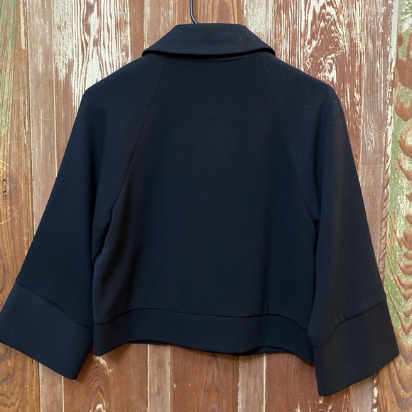 Cropped Boxy Suit Jacket - Picture 2 of 4